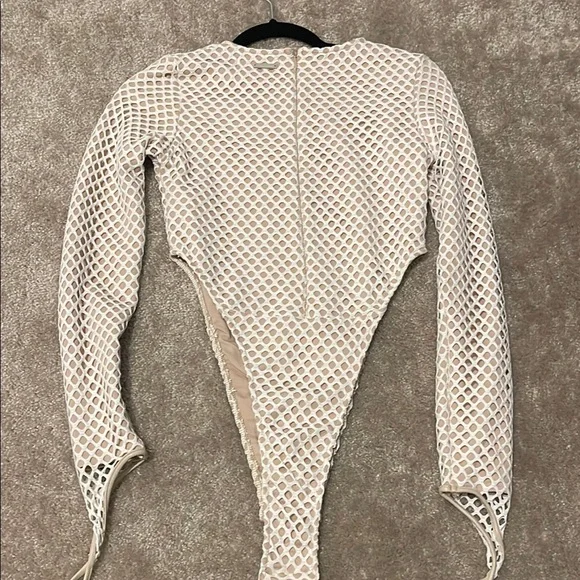 Cream Mesh Long Sleeve Bodysuit - Picture 2 of 3